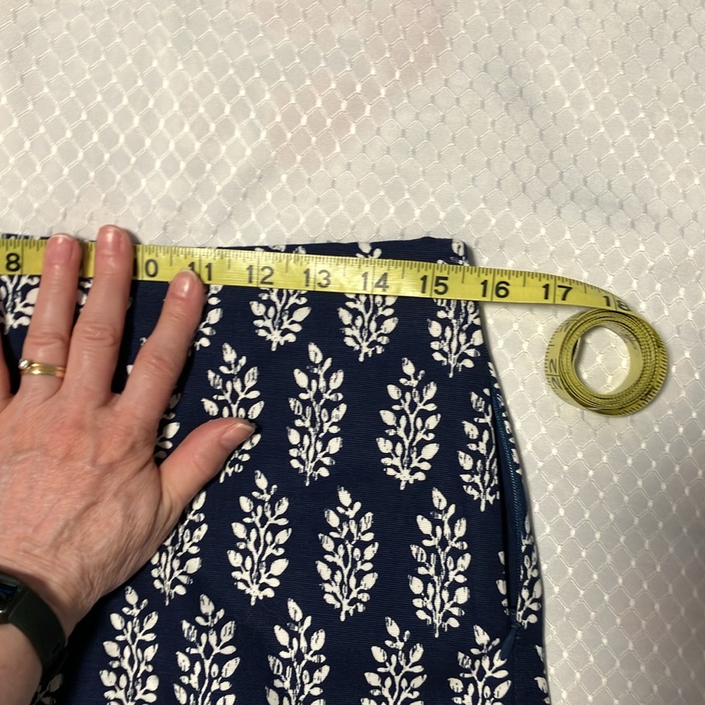 Talbots NWT Petite Navy and White Skirt 6P NEW PRICE! - Picture 5 of 8